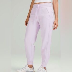 Lululemon Lavender Scuba Joggers SIZE 2